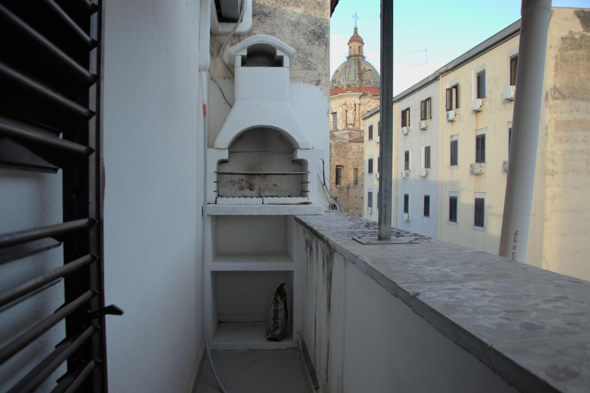 In Central With Rooftop Terrace Appartamento Palermo